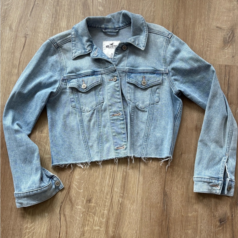 Hollister Women's Cropped Blue Jean Jacket